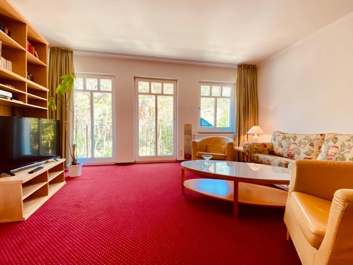 Haus Kastell - Suite Strandglueck ゼーバート・ヘリングスドルフ エクステリア 写真